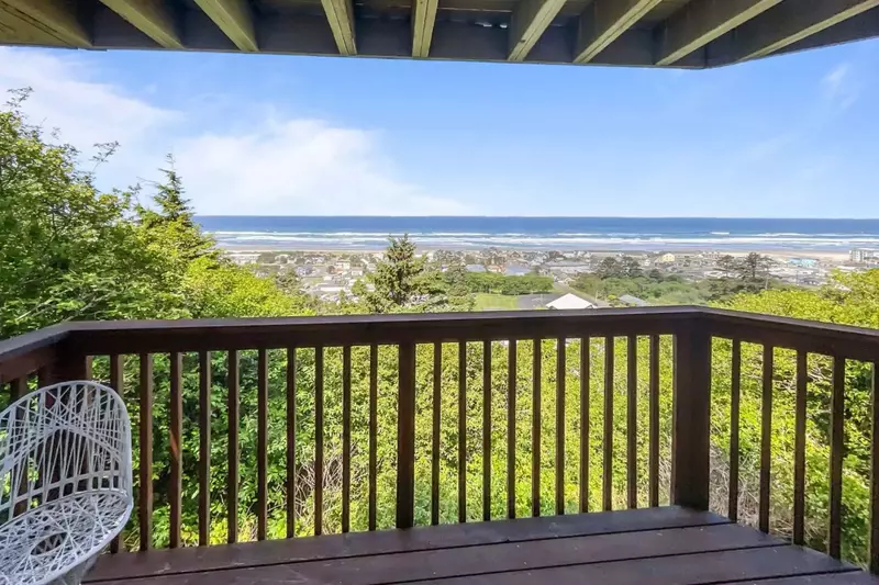 "House was clean and Itrip gave us great service and communication" - Brdiget