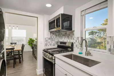 Cook delicious meals for breakfast, lunch, and dinner in this fully equipped kitchen. We suggest grabbing some seafood from a local market.