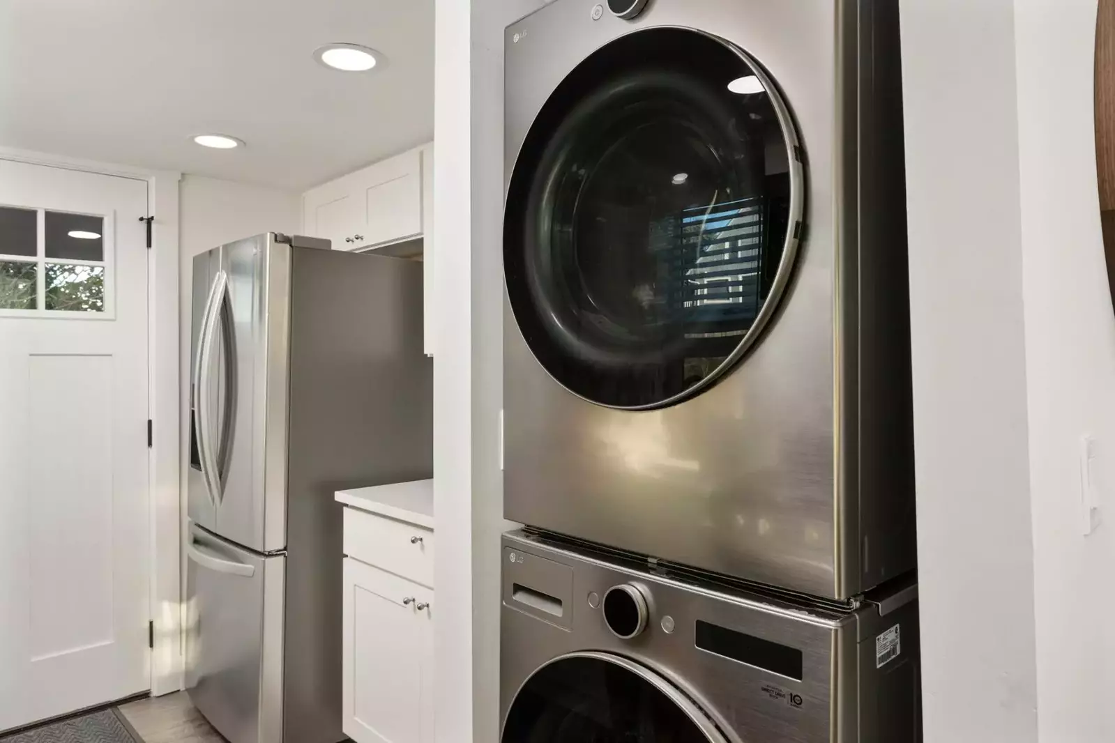 This rental has an up to date washing machine and dryer for guest use.
