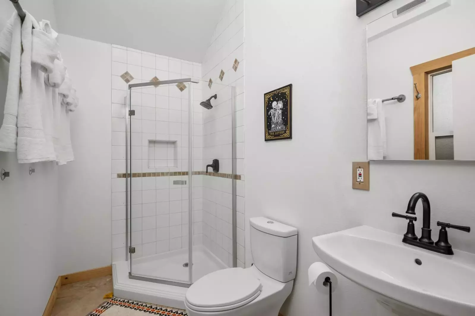 The shower is up to date and has excellent water pressure.