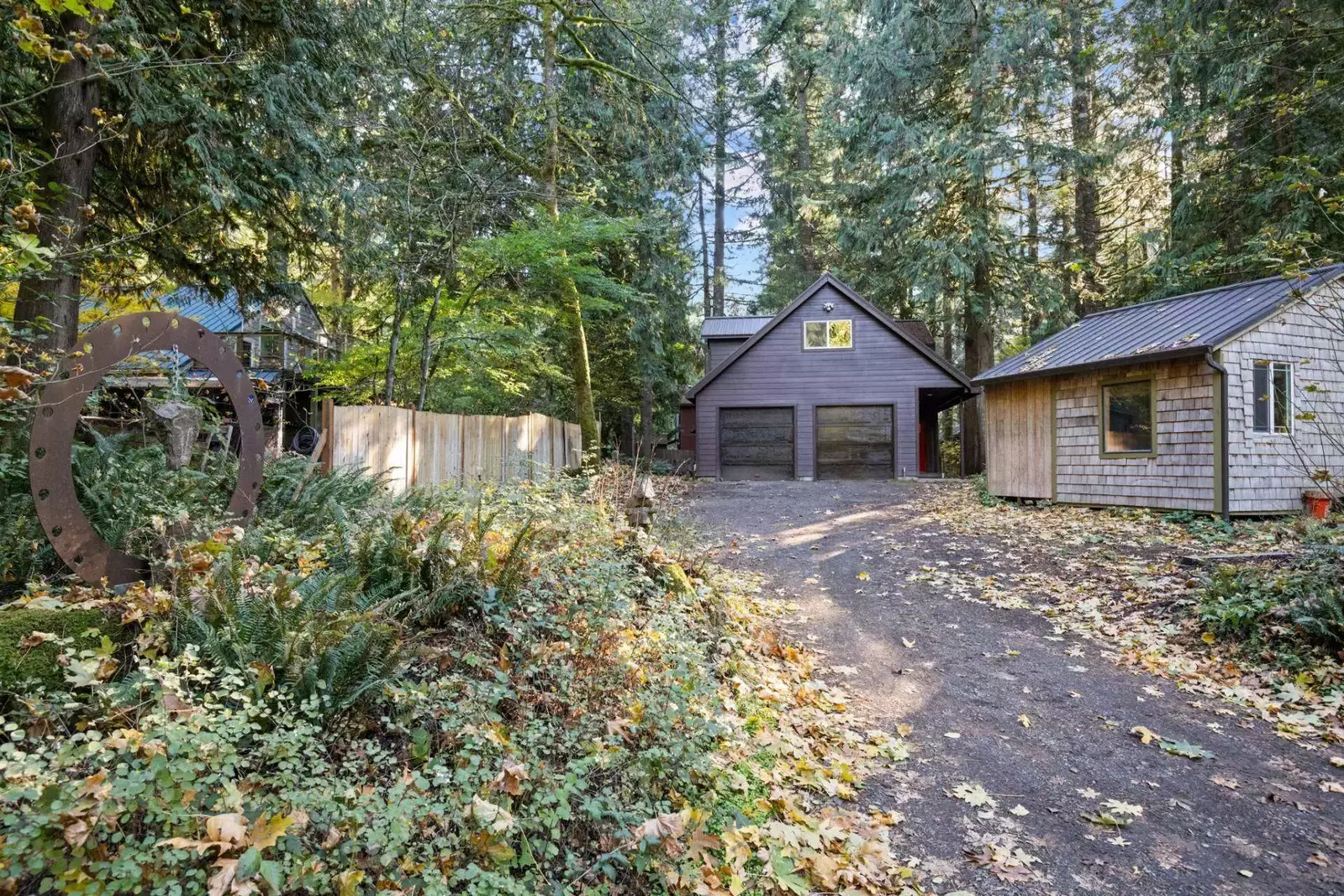 "The cabin was in a great location, tucked back to provide a quiet peaceful retreat. It's about 10 minutes to Mt. Hood Skibowl" - Nikki