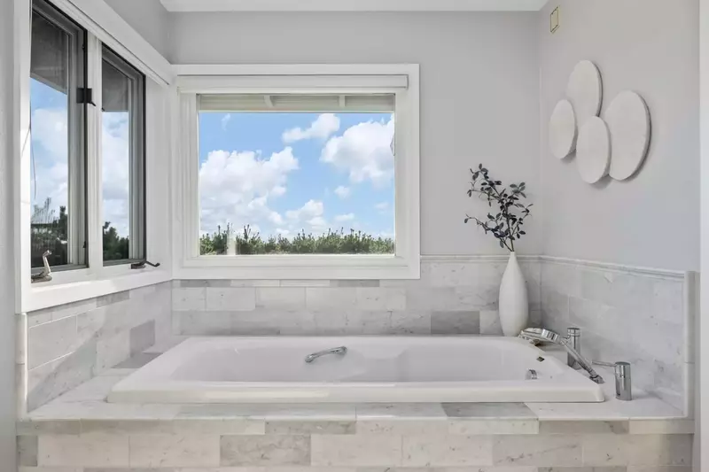 Relax in the tub after a fun day of Oregon Coast adventures!