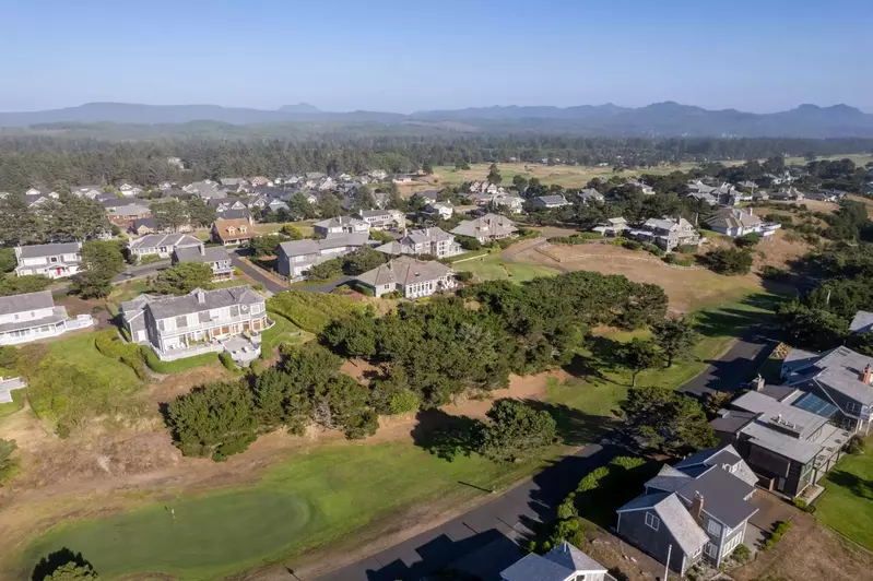 We hope we get to host you at this delightful property. Please reach out to us with any questions. We are happy to answer!