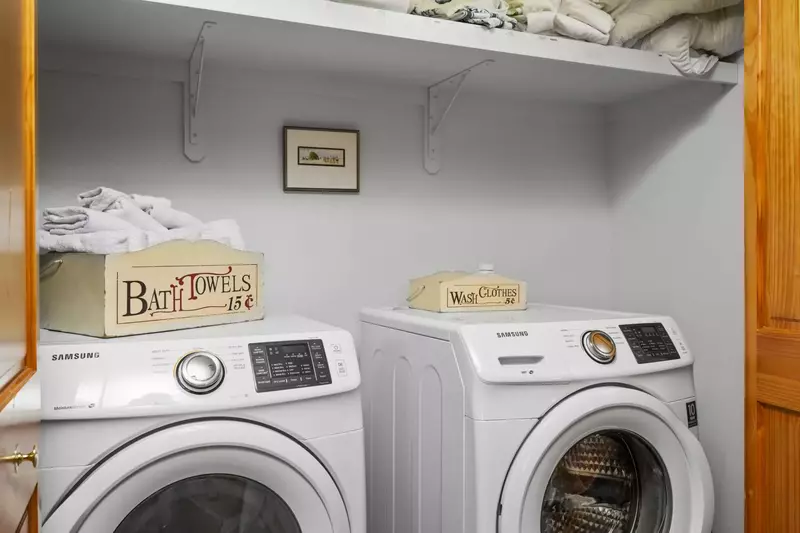 This rental has an up to date washing machine and dryer for guest use.
