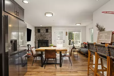 "We loved this rental. We had 20 people and having the whole place didn’t feel crowded, even when we were all hanging out on the deck" - Julia