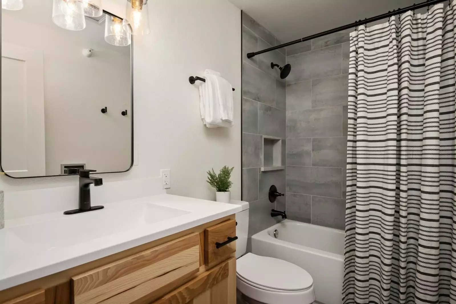 "Thanks again! Really great stay in Government Camp." - Tyler