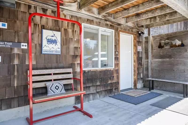 Government Camp is located just off Highway 26. Guests have easy access and can use this highway to explore the state!