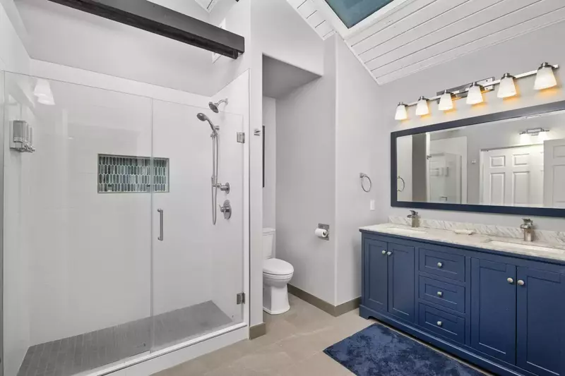 "This home is ideal to host a large group! It is comfortable, has a large, well-stocked kitchen, and the decor is lovely." - Hilary