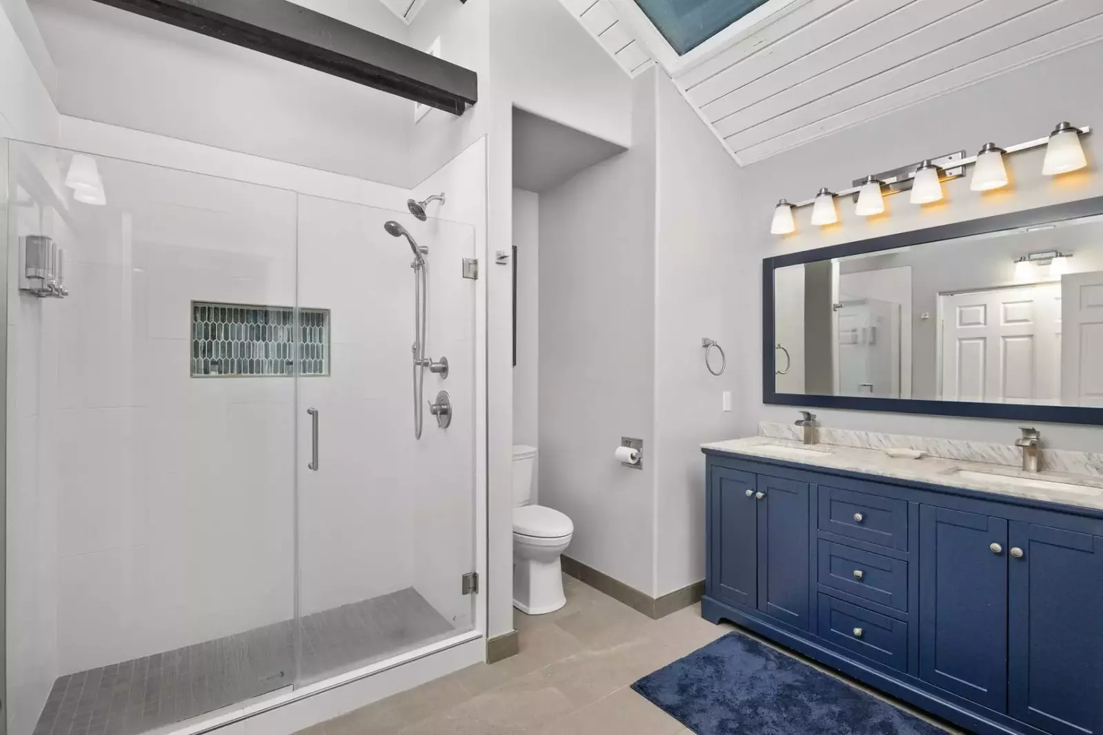 "This home is ideal to host a large group! It is comfortable, has a large, well-stocked kitchen, and the decor is lovely." - Hilary