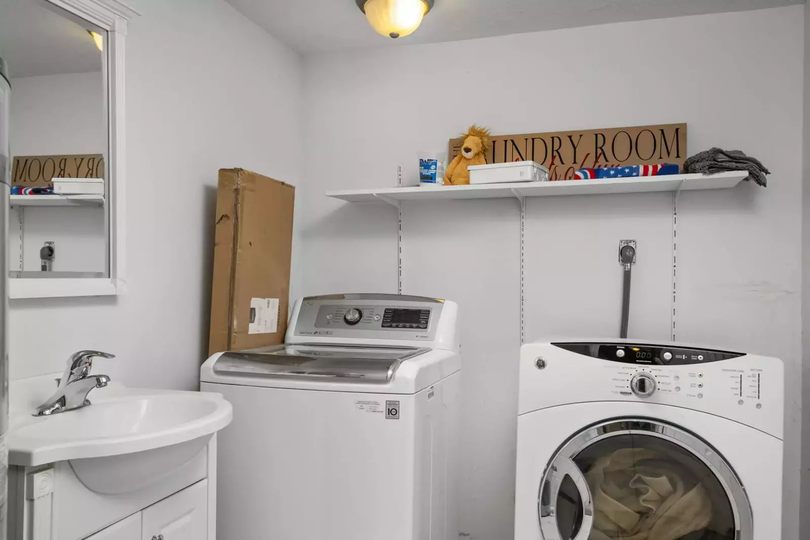 This rental has an up to date washing machine and dryer for guest use.
