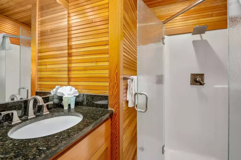 "There are 13 of us and not one of us had to scrimp on any aspect of the stay. The accommodations were wonderful" - Susan