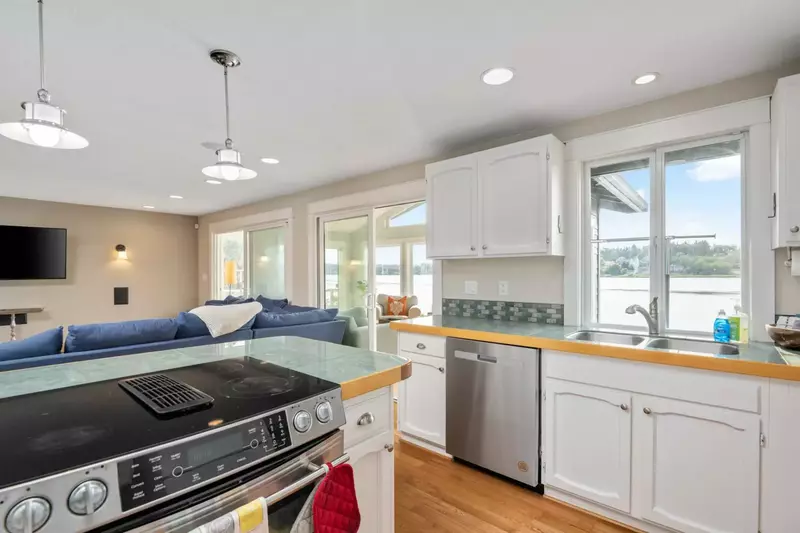 The kitchen is well equipped for a delicious culinary experience. Perfect for cooking dinner, baking cookies, and feeding the whole family!