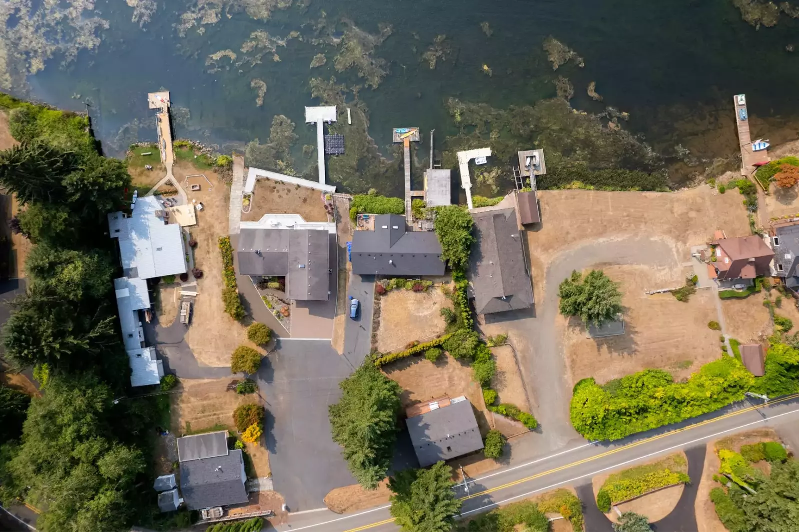 Lincoln City is just north of Depoe Bay, the whale watching capital of Oregon. Spend and afternoon there looking for these gentle giants.