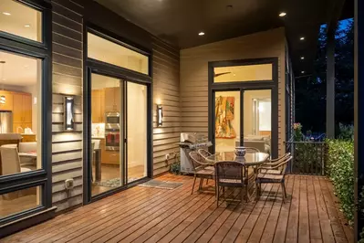 "If we could give this place 10 stars we would!  This was absolutely the most gorgeous home we have ever stayed at" - Jennifer