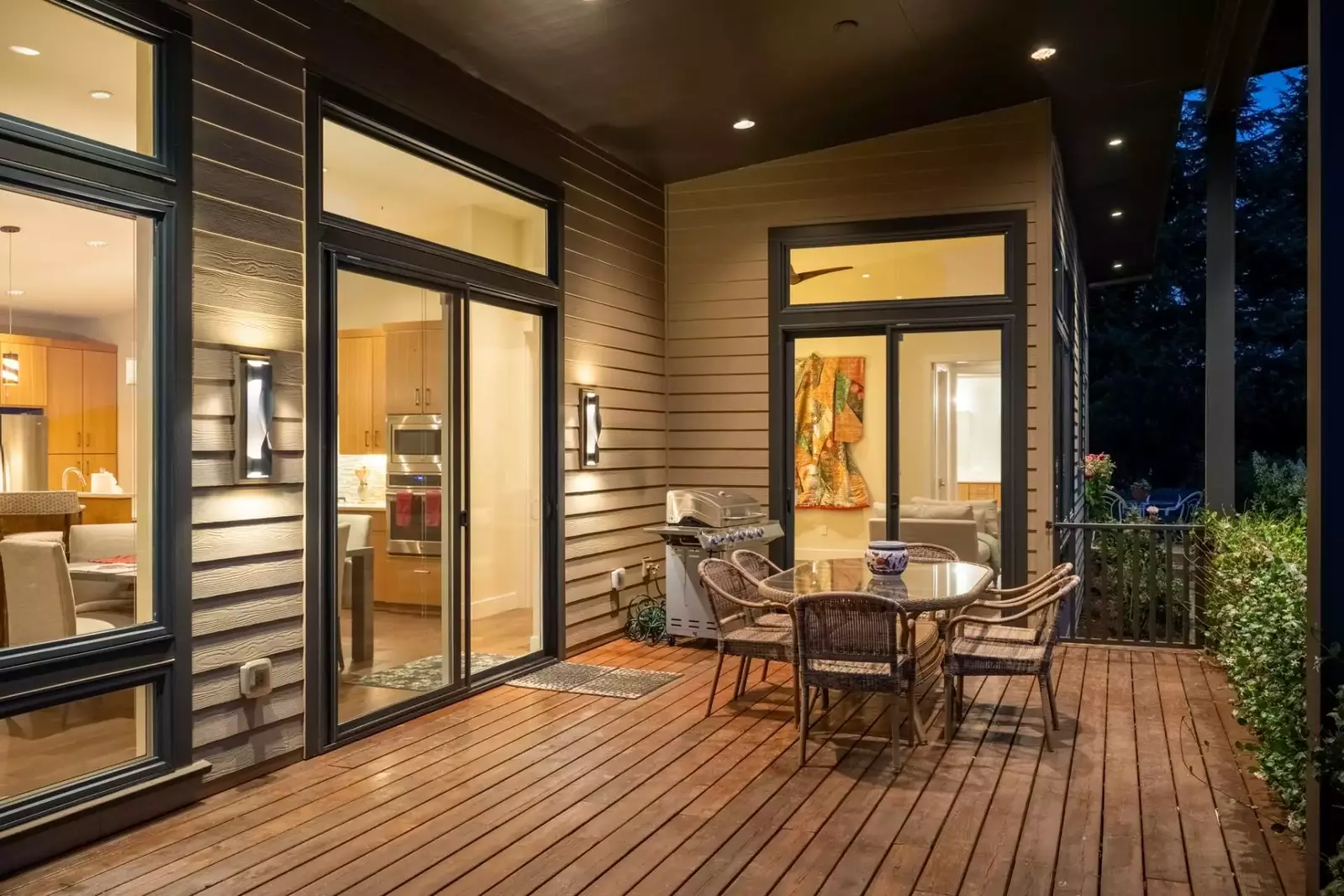 "If we could give this place 10 stars we would!  This was absolutely the most gorgeous home we have ever stayed at" - Jennifer