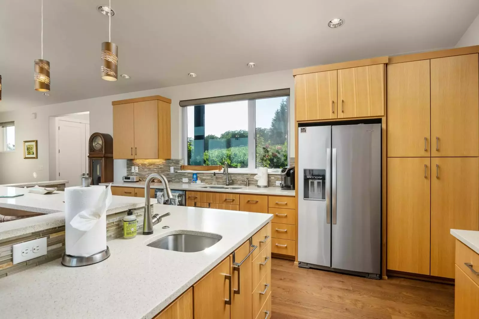 "The home has everything you need for a comfortable stay with extensive kitchen equipment. It was super clean and ideally located in wine country." - 