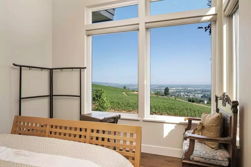 "The house was gorgeous, had everything you could want and more! And the views! Absolutely stunning!" - Jennifer