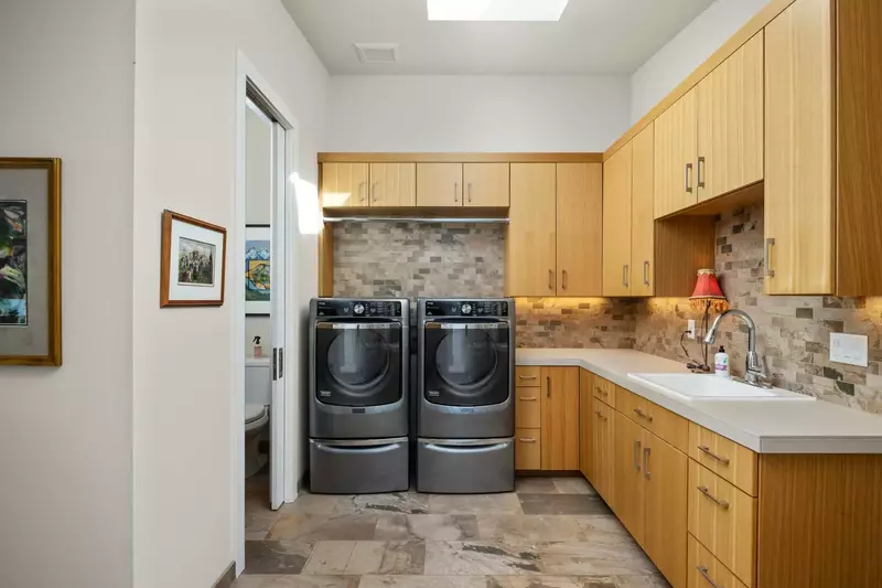 This rental has an up to date washing machine and dryer for guest use.