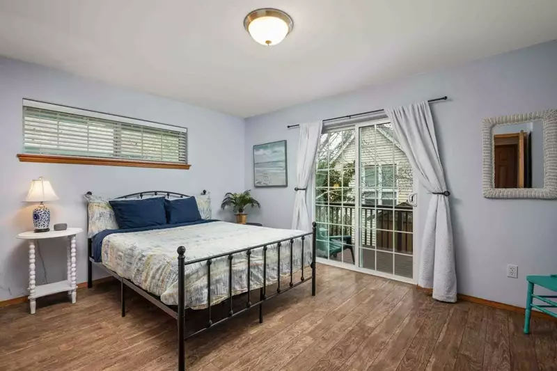 "Beautiful peaceful house about a 1/2 mile from beach and restaurants. Great amenities and very clean!" - Allyson