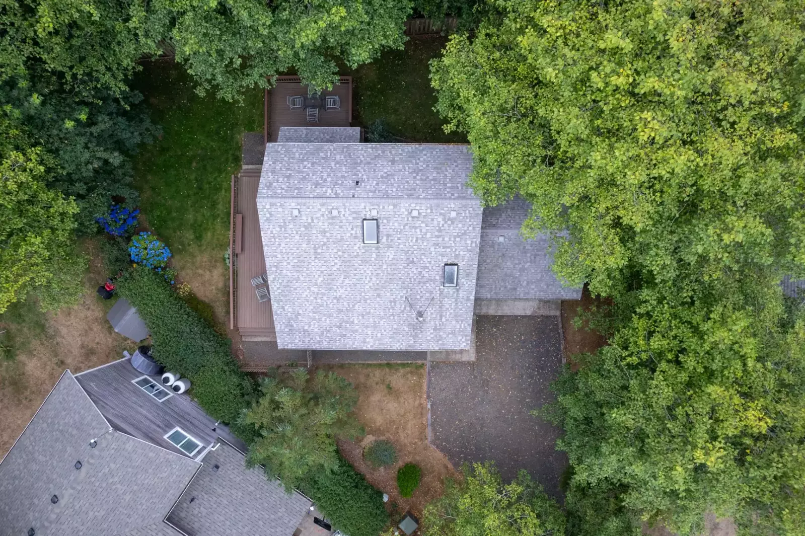 Neskowin is a more secluded Oregon Coast town. It is known for beautiful landmarks like the Ghost Forest and Proposal Rock.