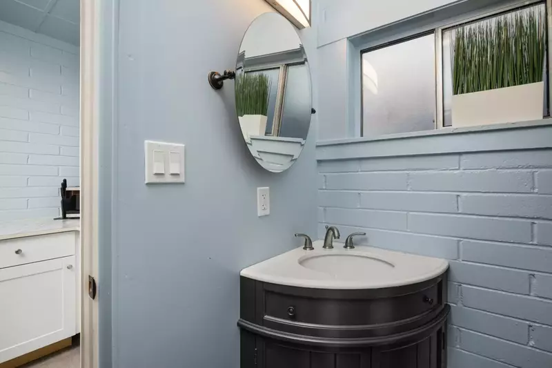 "Comfy spot and very close to the beach!" - Jacob