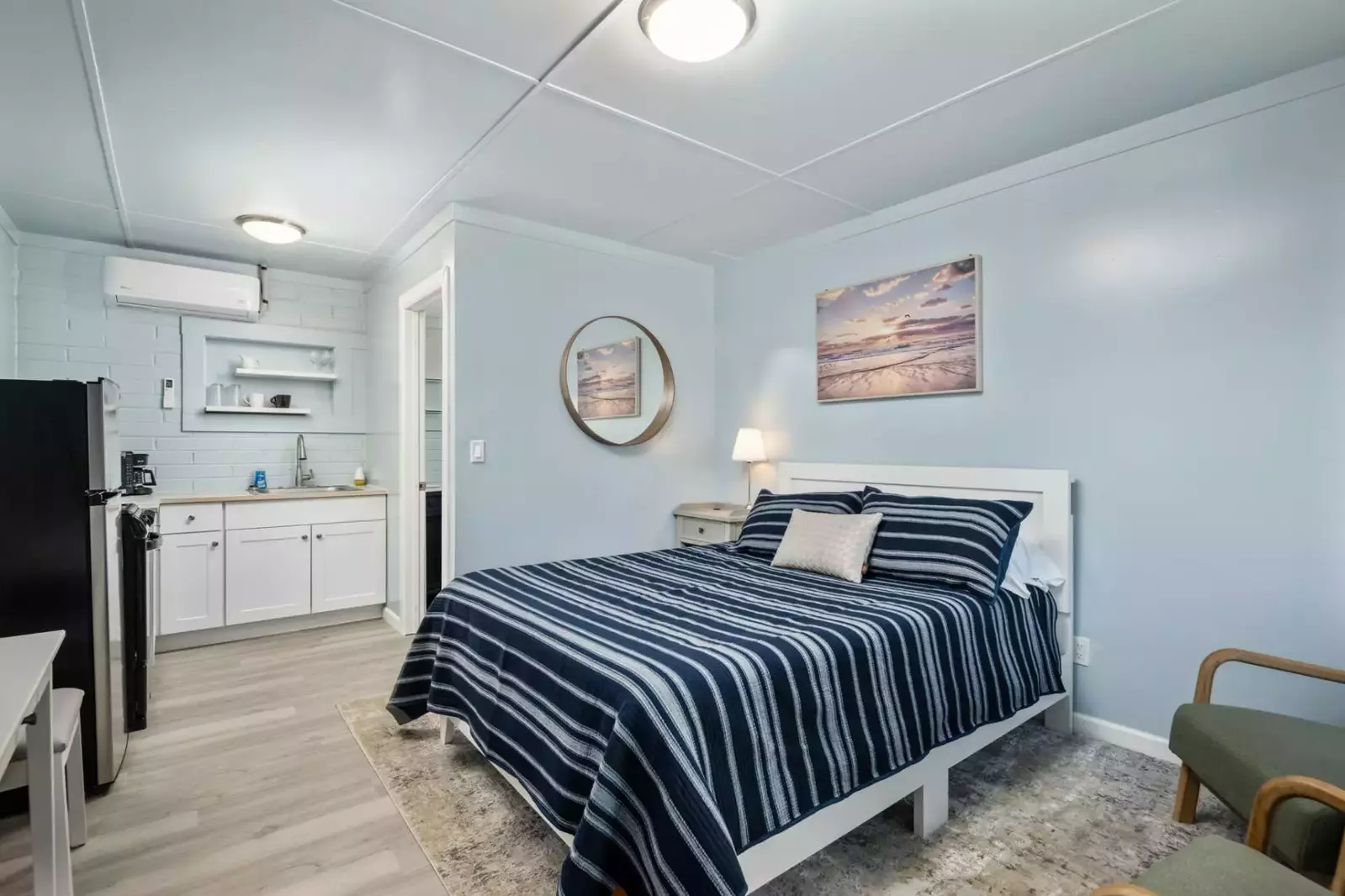 This rental has all your need for a perfect stay in Rockaway Beach, Oregon.