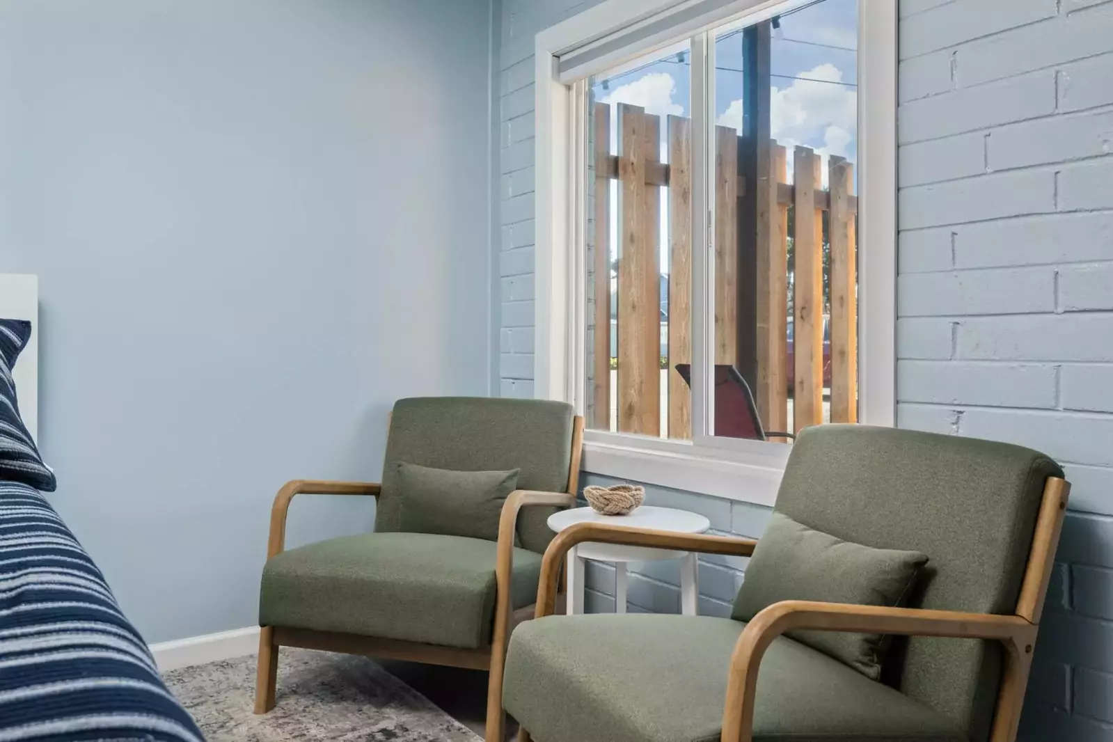 "The location is great, walking distance to everything Rockaway Beach has to offer. Quiet, clean. Worked out great for the 2 of us" - Eileen