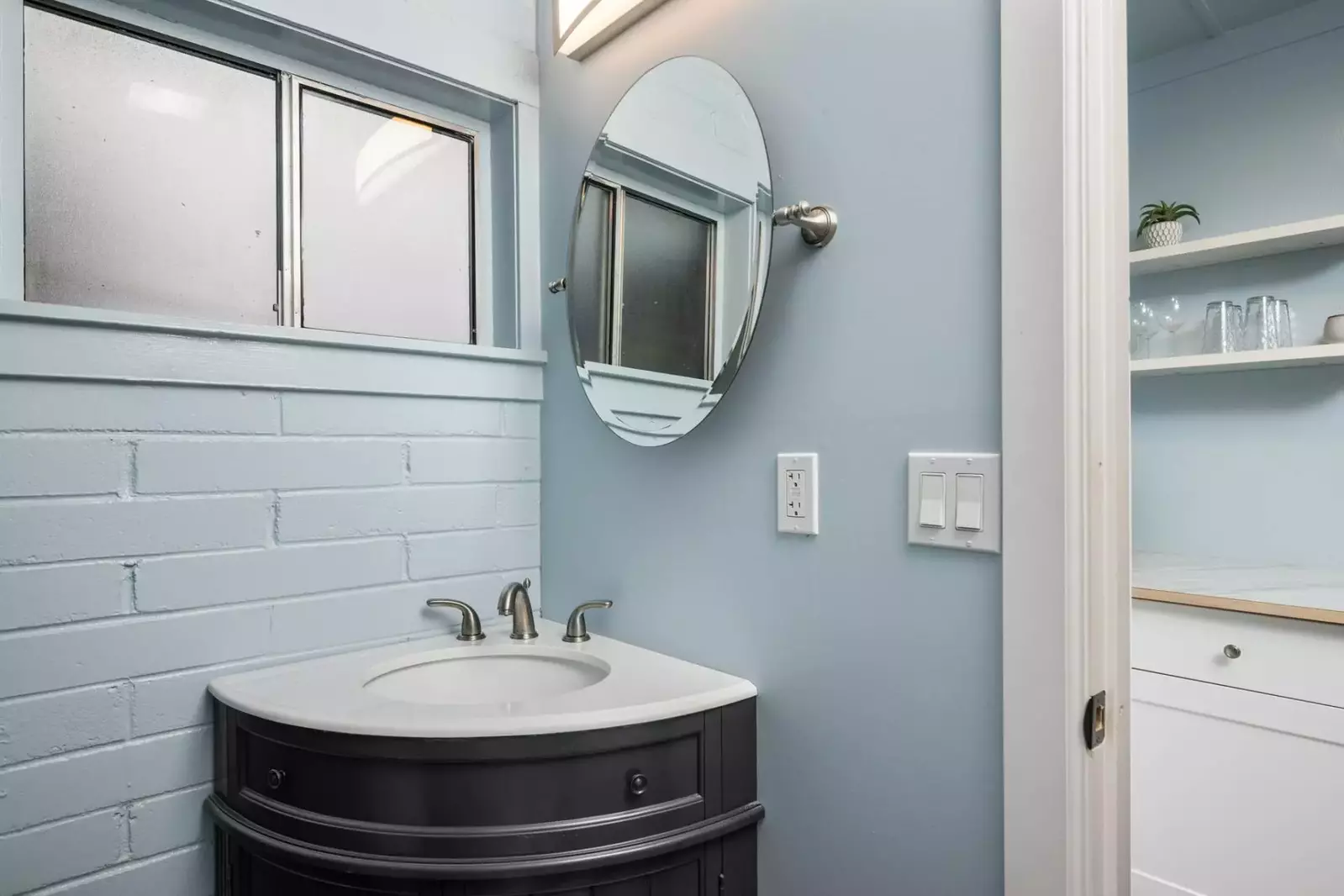 "Very cute place close to the beach!" - Lizzie