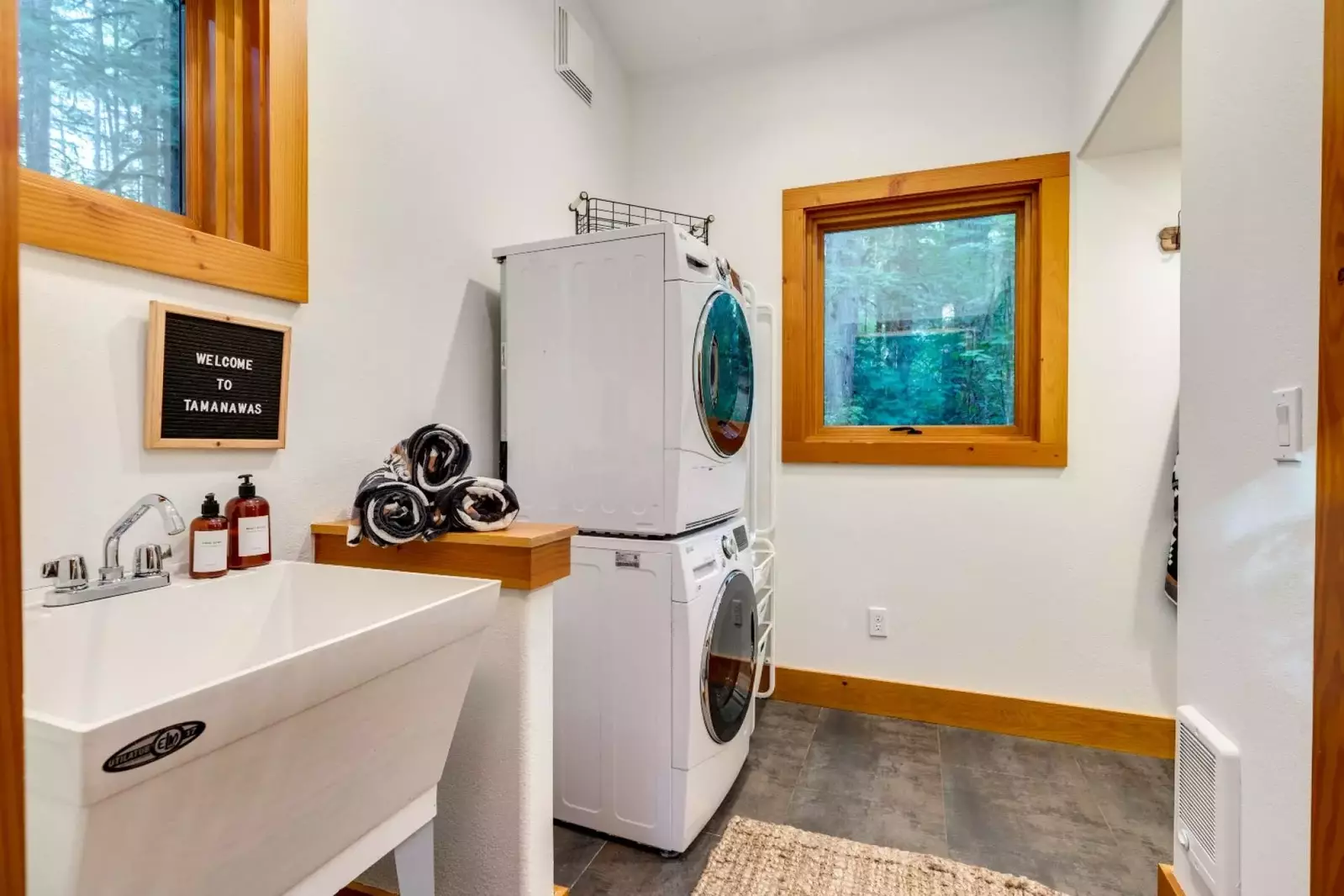This rental has an up to date washing machine and dryer for guest use.