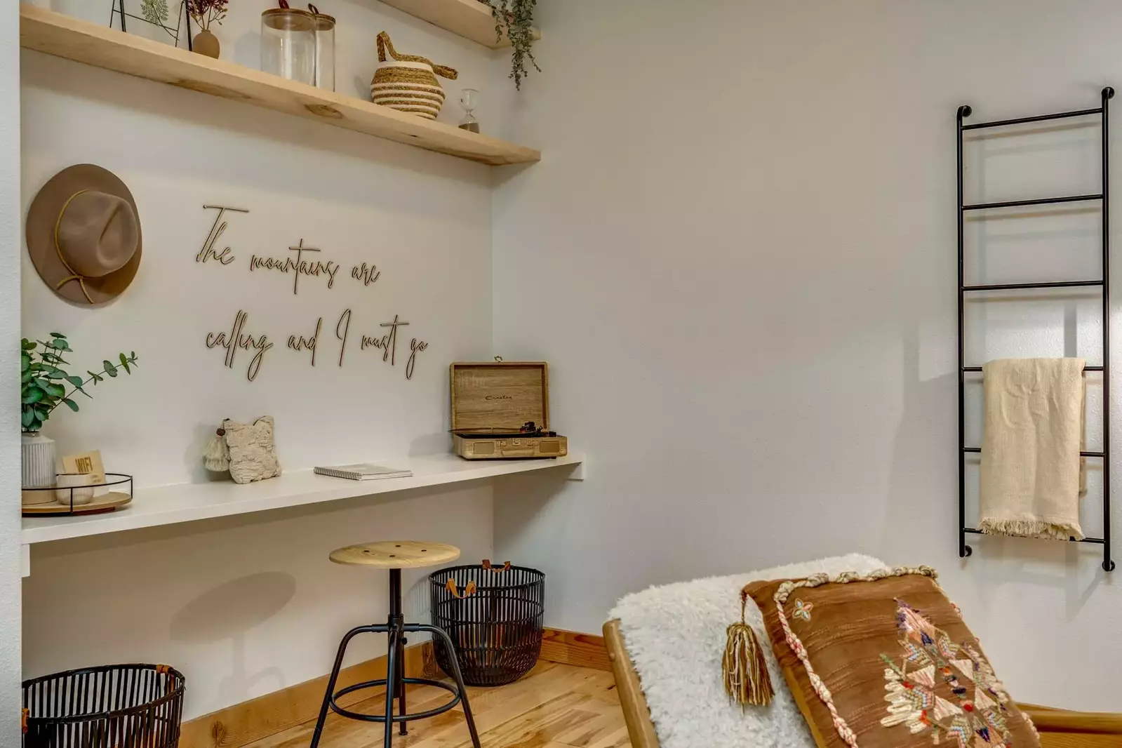 "We rented for my wife and her sisters birthday had a wonderful time, would definitely book again." - Reginald