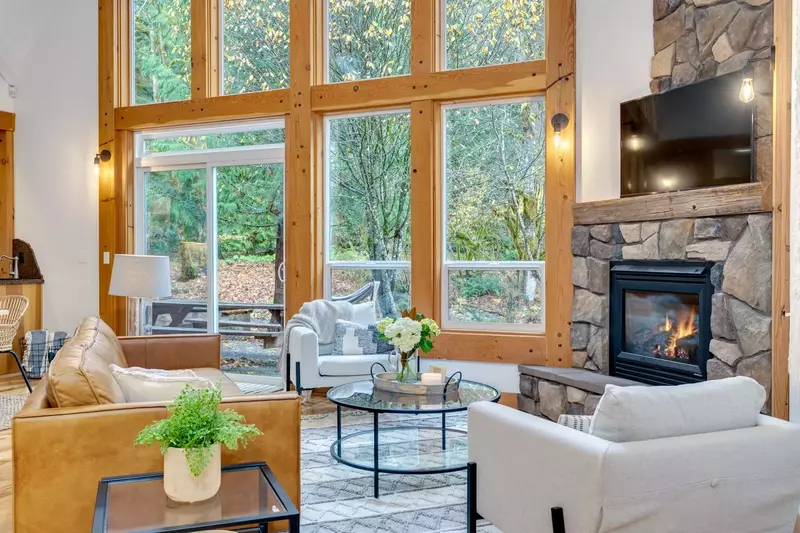 "We absolutely loved our stay at the house. It's on a big property, so you can sink into the peace of the surrounding forest." - Nora