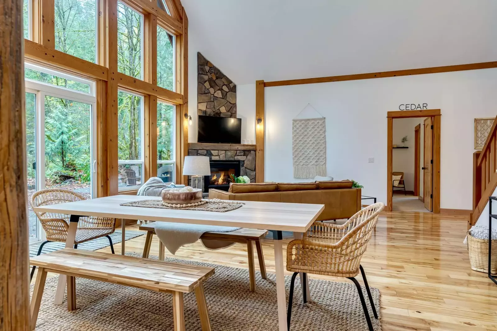 This property was perfect for our family holiday getaway. The bedrooms were comfortable, the kitchen was nice, and the game room was very fun.-Kristin