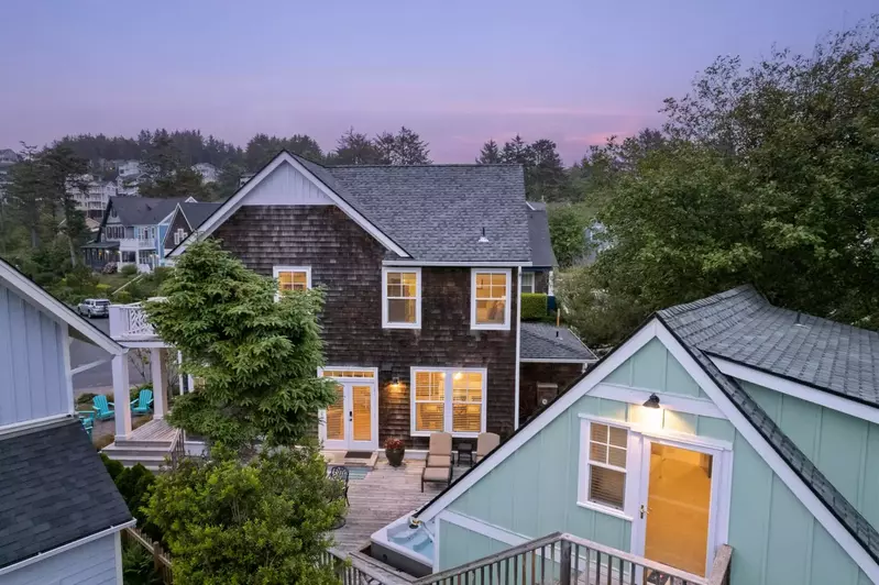 Olivia Beach is a cozy neighborhood with a community park, a volleyball court, a seasonal pool, a playground, and easy beach access.