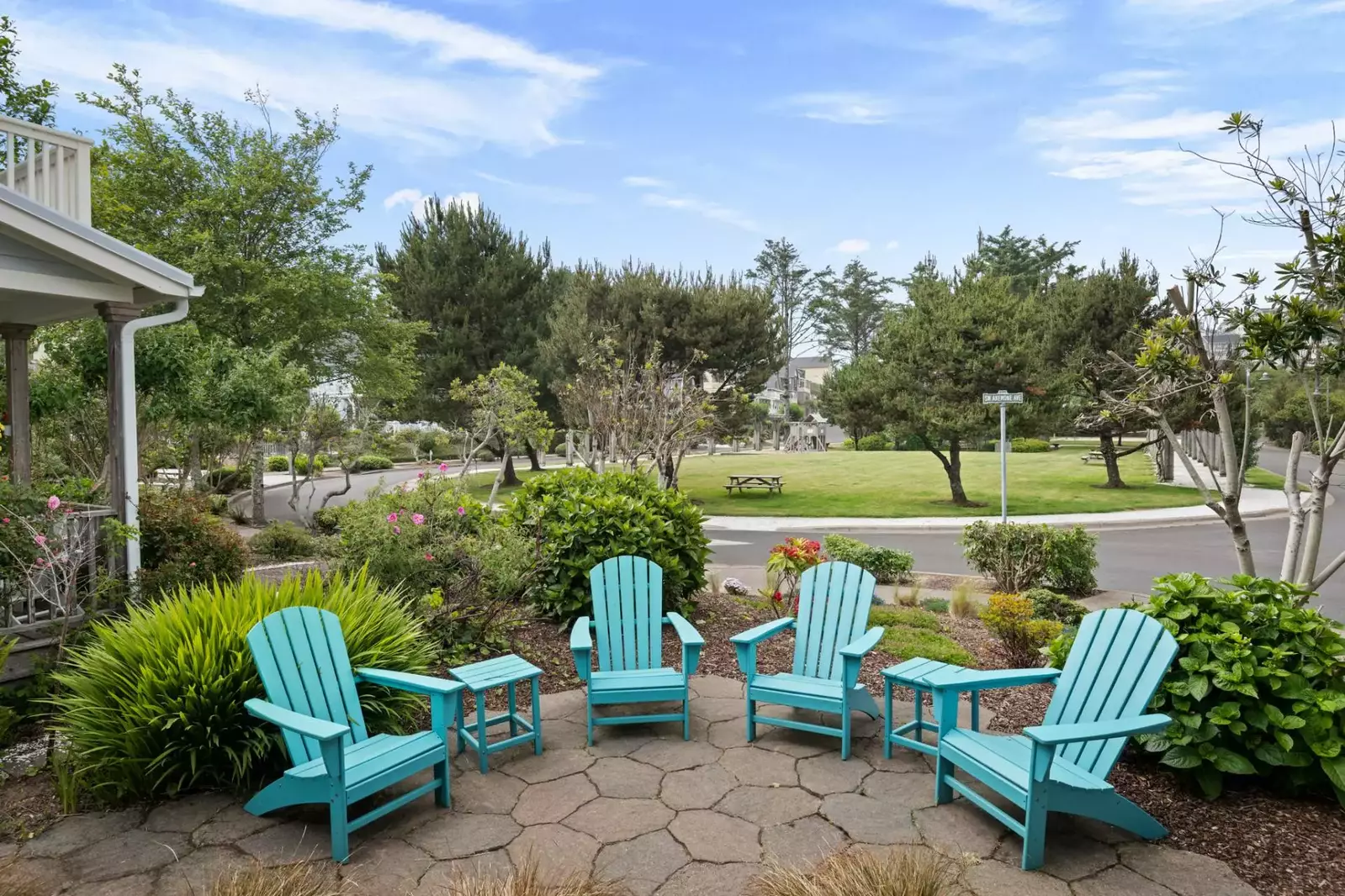 "The proximity to the park across the street was a huge plus for our younger children." - Sophia