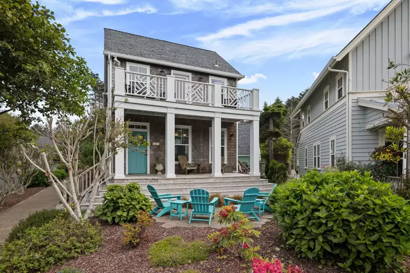 "Beautiful spacious rental. So homey and so convenient will be staying again" - Samantha