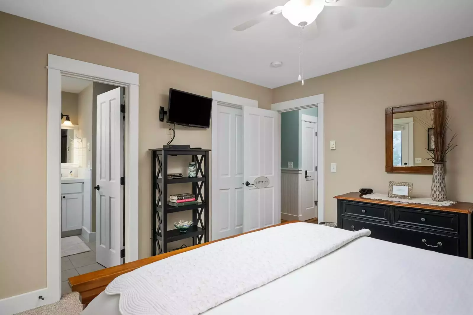 "Wonderfully cozy house and nice neighborhood. Comfy beds, and everything needed to make our stay enjoyable." - Angie