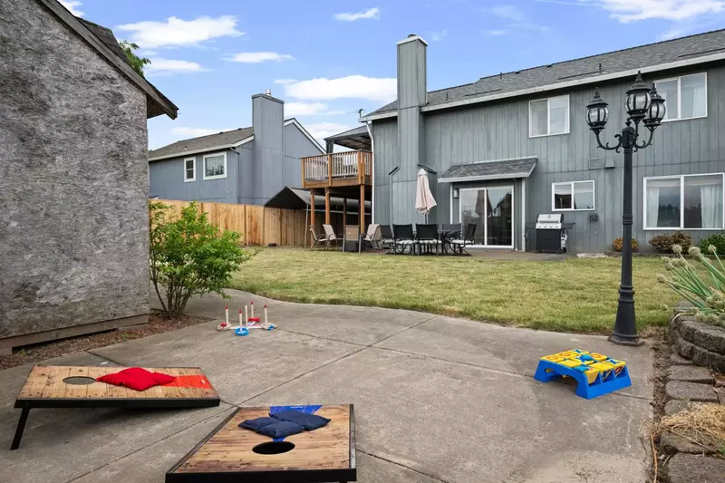 You can also enjoy yard games like cornhole, tic tac toe and more!