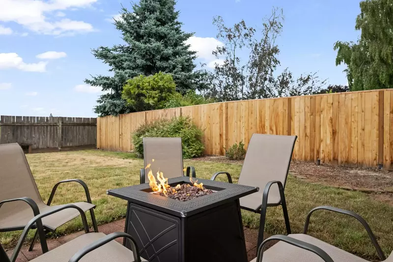 "Very nice property. Clean and spacious. Would definitely stay here again." - Amy