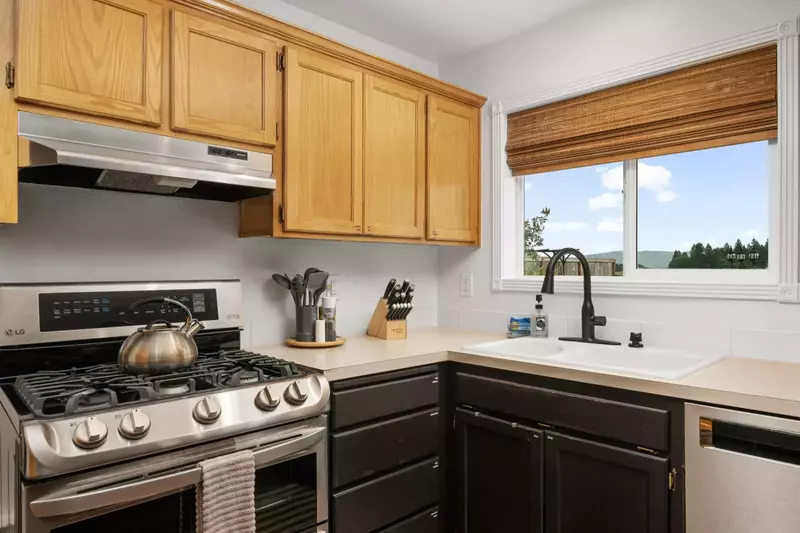 "The house was extremely well appointed and totally met our expectations. The kitchen was very well appointed" - Dennis