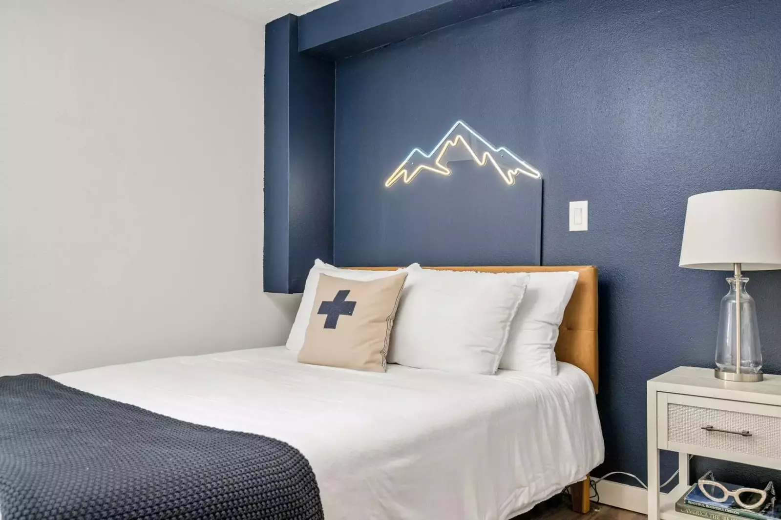 "A very clean 3 story townhouse. Modern decor, fully equipped. Would definitely stay again!" - Cecelia