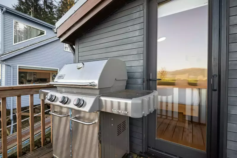 Grill up some seafood on the bbq. Collect fish and shellfish from a local market or have a fun outing catching dinner!