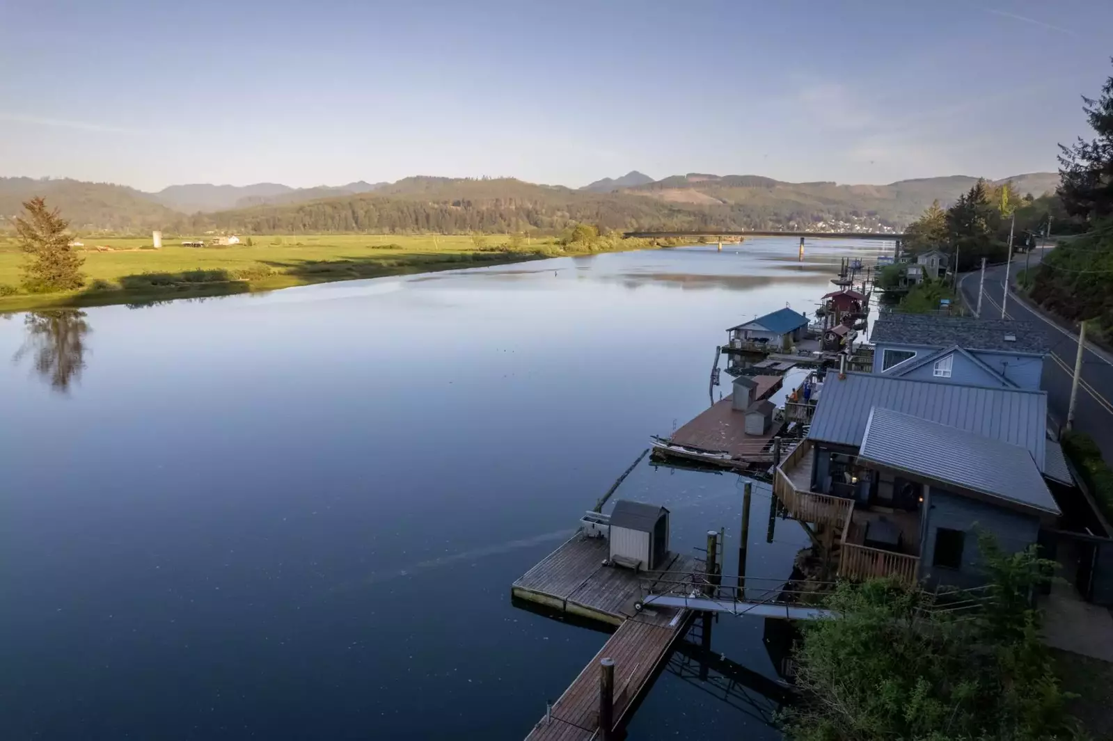The Oregon Coast is full of natural wonders. We are happy to recommend our favorite hikes, parks, tidepools, and more.