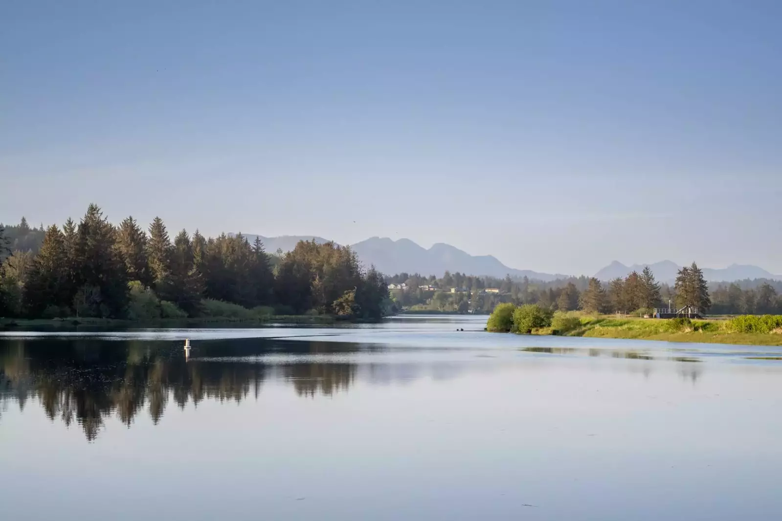 "Excellent views from every bed and every room. You can watch sunrise from your bed" - Allison