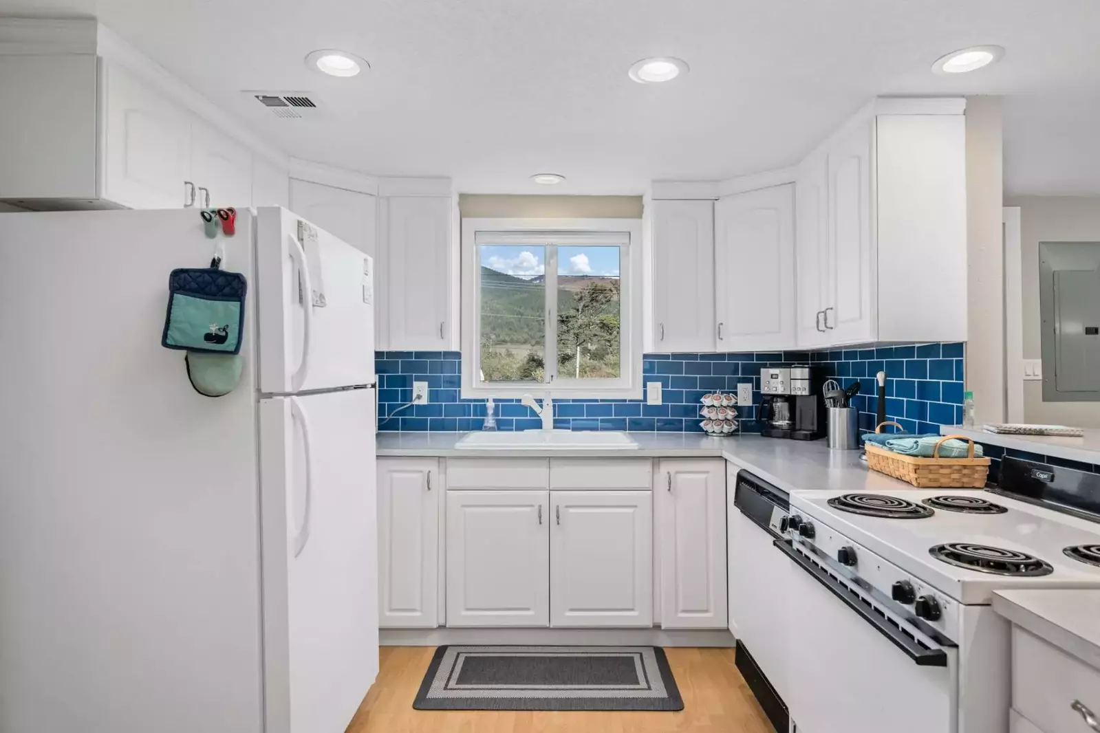 "My family stayed here for several nights, and it as the perfect home base to explore the area. Would definitely recommend this place" - Kelly