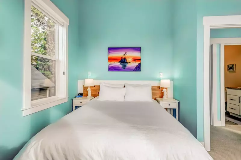 Sleep in and treat yourself to a chill day. You deserve it, you're on vacation!