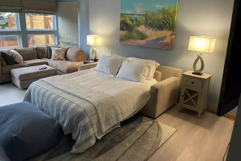 Sleep in and treat yourself to a chill day. You deserve it, you're on vacation!