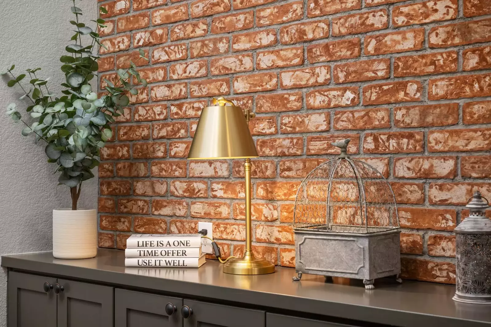 "Place was perfect. Both indoor and outdoor areas were clean and well equipped. Plenty of room for a large family." - John