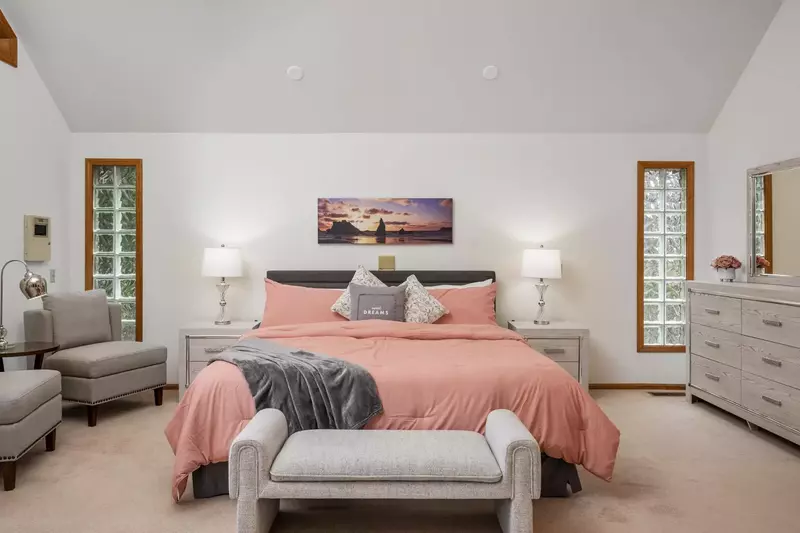 "Big home extremely clean will be back for sure did a trip for track with kids family loved the place !" - Steven