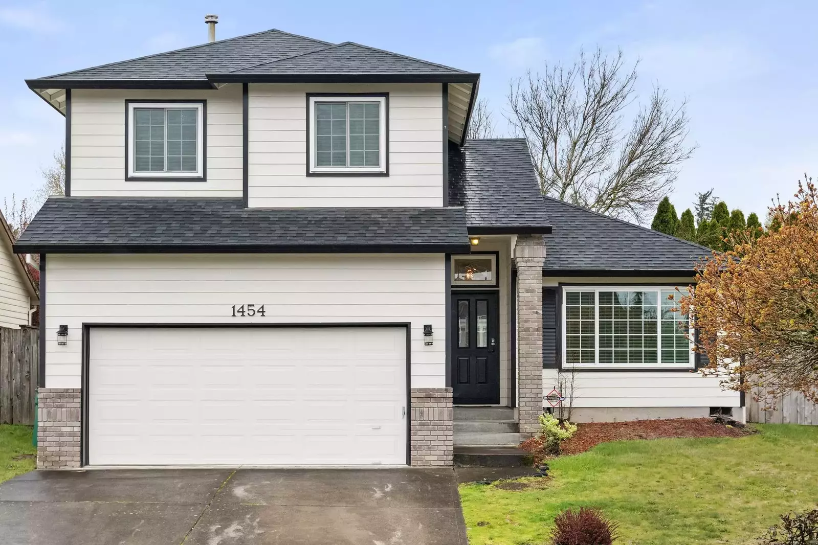 Troutdale is a cute town known as the Gateway to the Gorge. There are lots of fun restaurants, shops, hikes, and more!