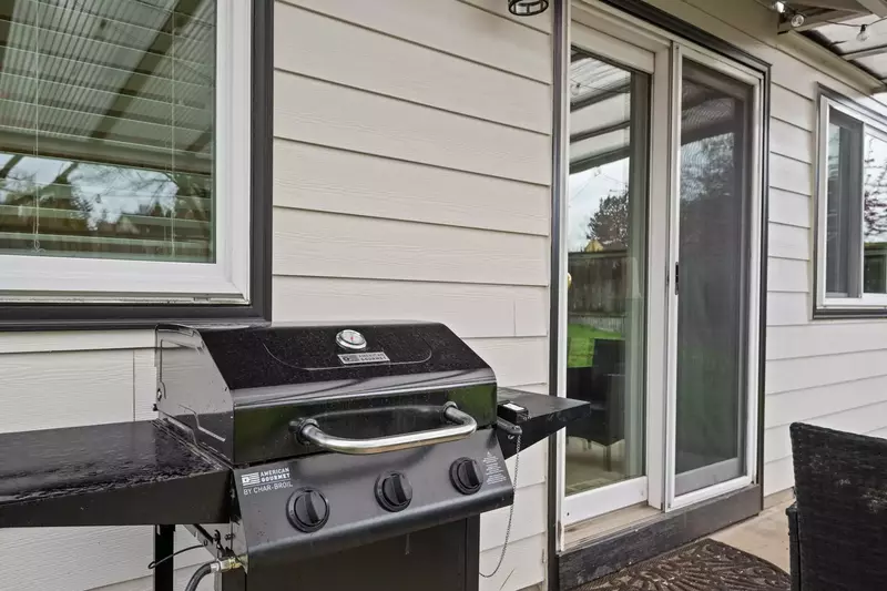 " Lovely house. Will definitely recommend and will definitely stay here again in the future." - Domitila